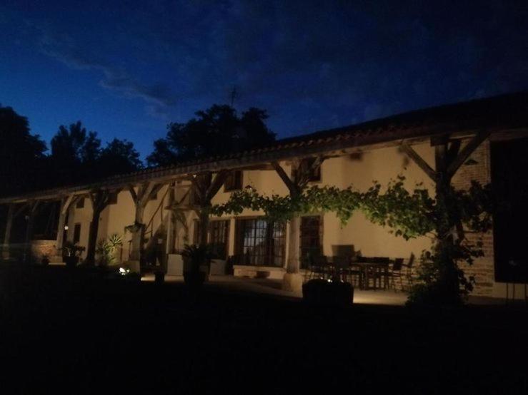 Hotel Domaine Des Granges Neuves Confrançon Exterior foto